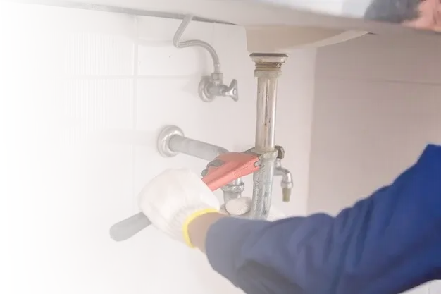 Reparación de fregadero en baño por fontanero profesional en Toledo